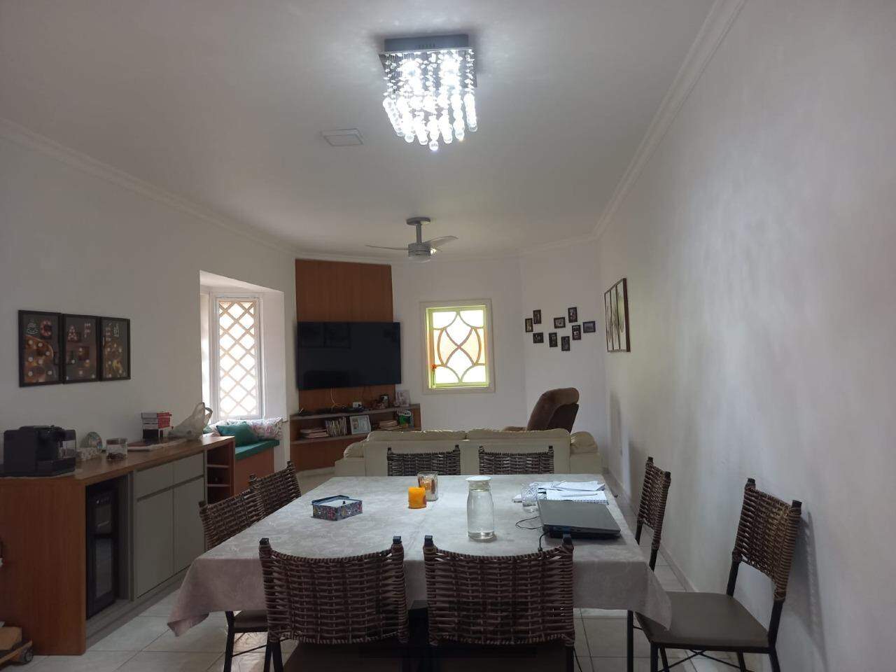 Casa à venda com 3 quartos, 200m² - Foto 13