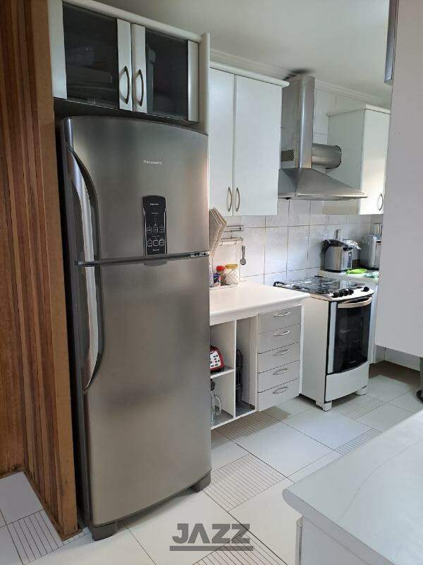 Apartamento à venda com 3 quartos, 164m² - Foto 11