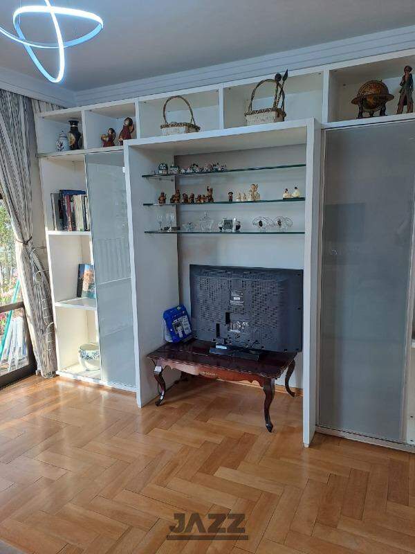 Apartamento à venda com 3 quartos, 164m² - Foto 7