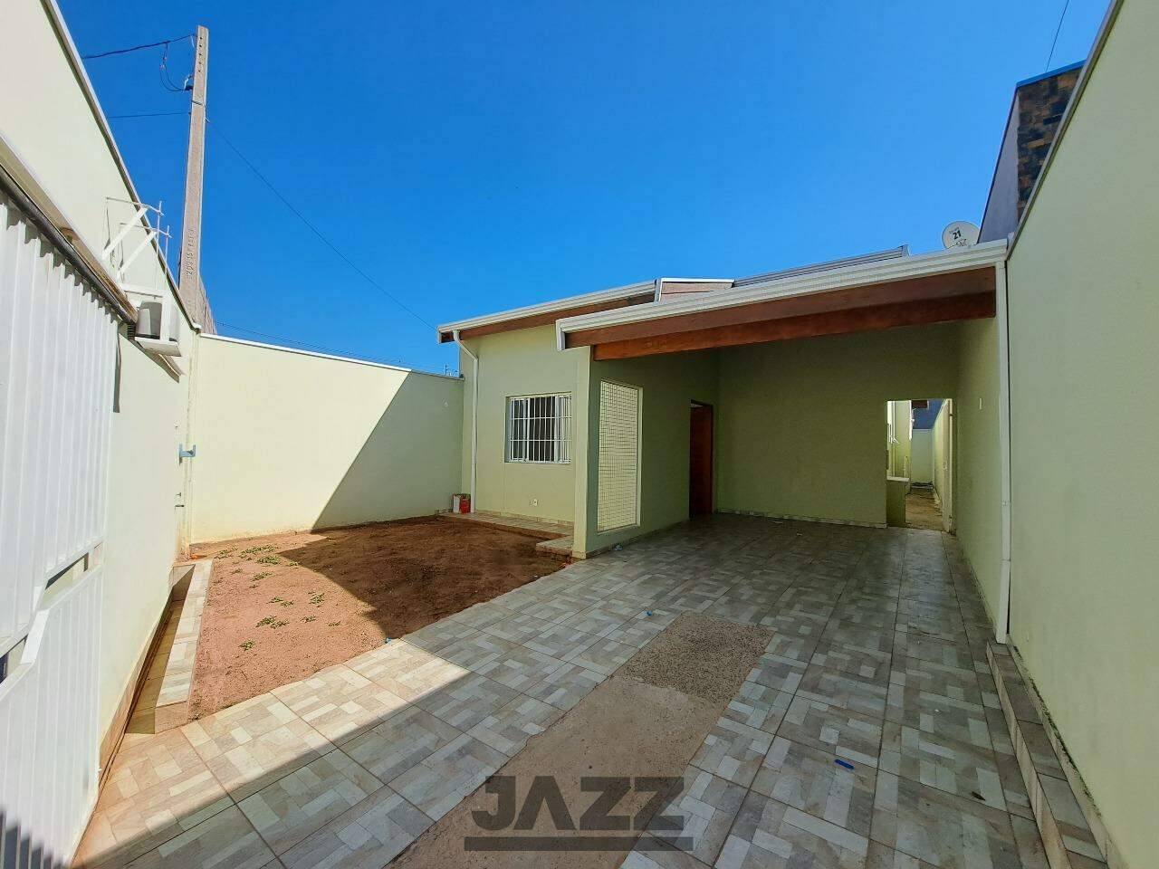 Casa à venda com 3 quartos, 117m² - Foto 1