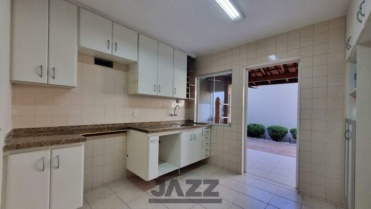 Casa de Condomínio para alugar com 4 quartos, 202m² - Foto 20