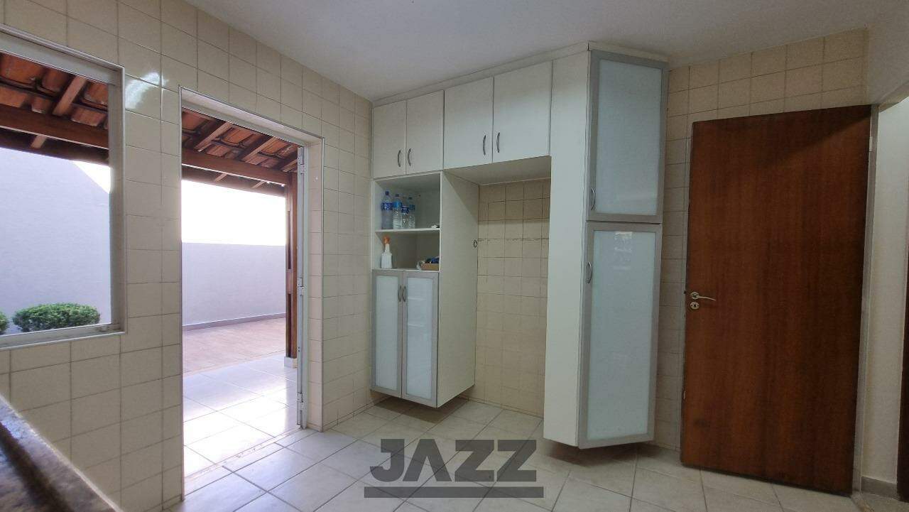 Casa de Condomínio para alugar com 4 quartos, 202m² - Foto 23