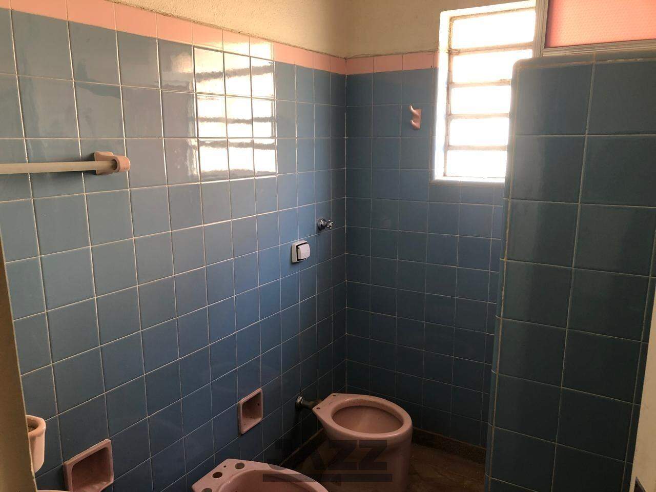 Casa para alugar com 3 quartos, 268m² - Foto 43