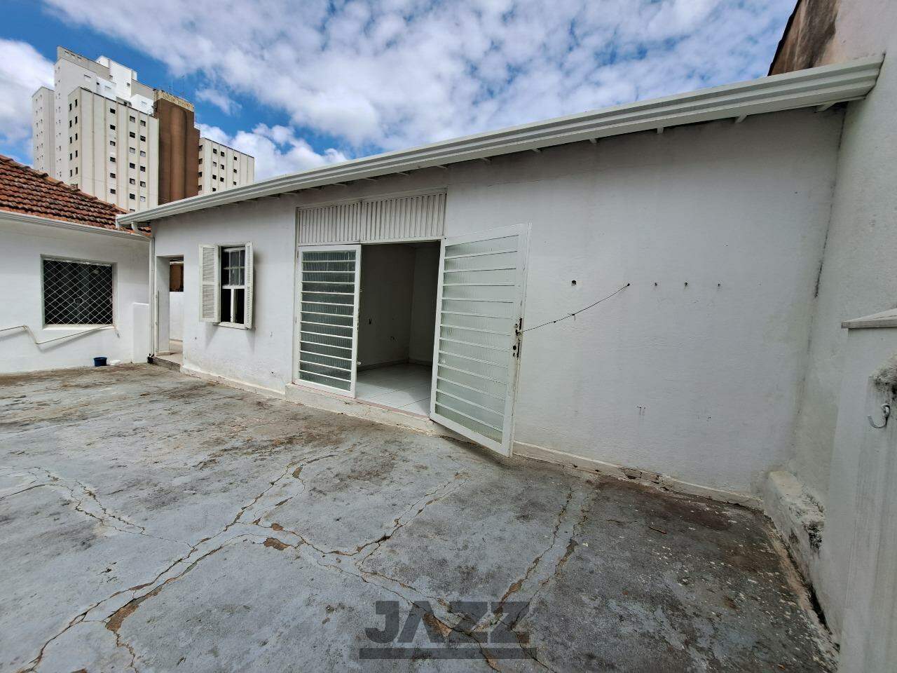 Casa para alugar com 3 quartos, 150m² - Foto 26