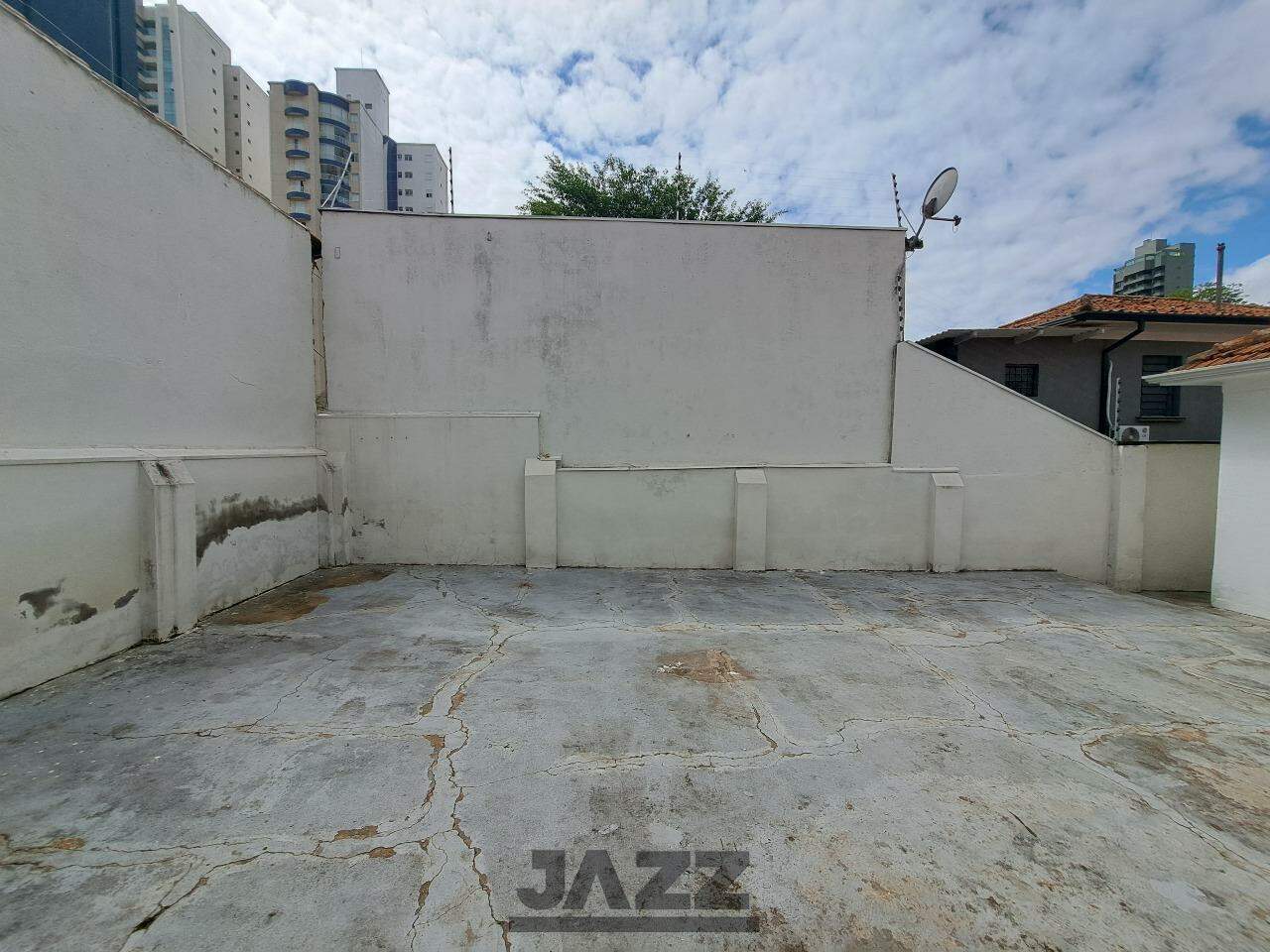 Casa para alugar com 3 quartos, 150m² - Foto 27