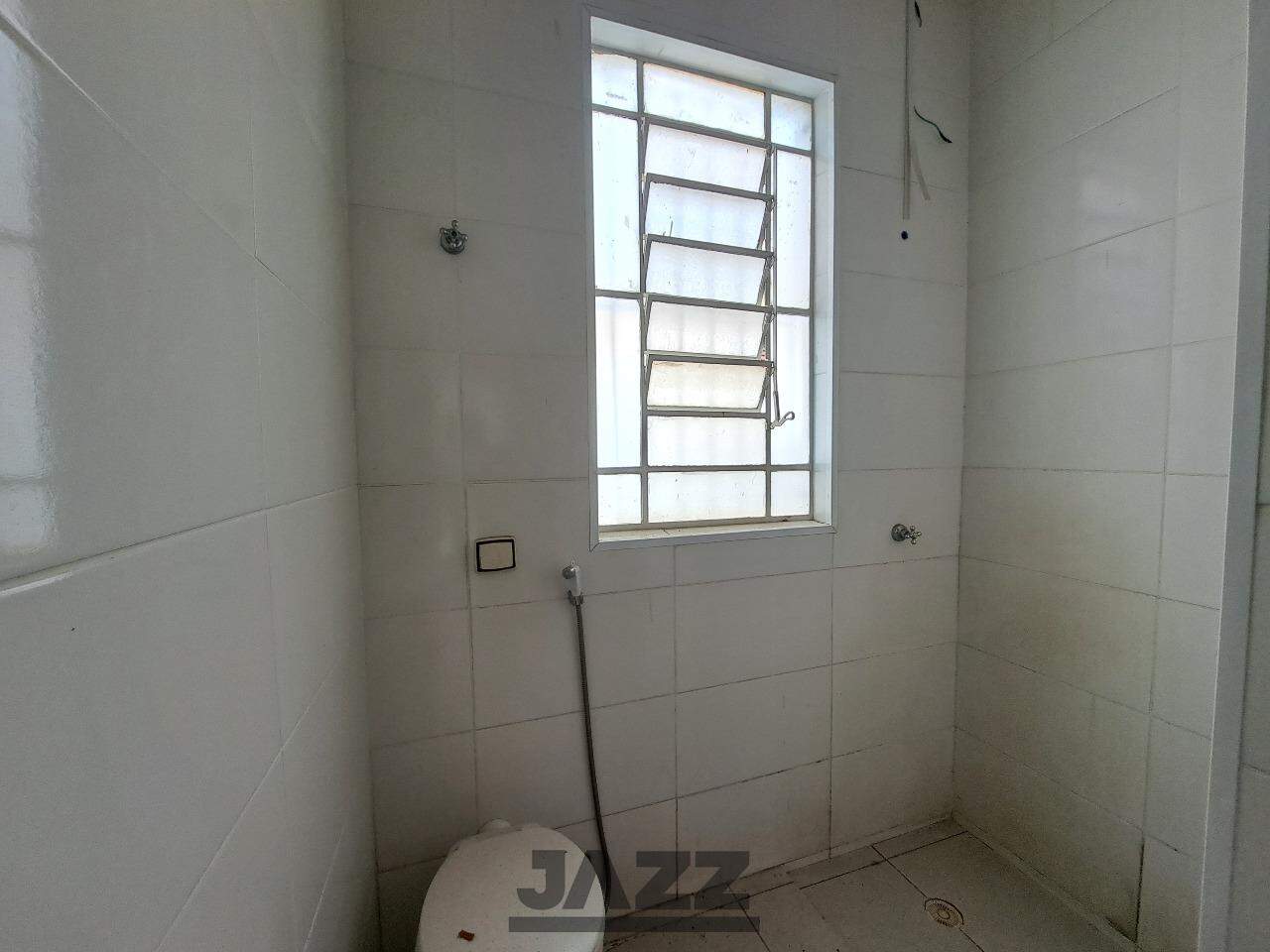 Casa para alugar com 3 quartos, 150m² - Foto 12