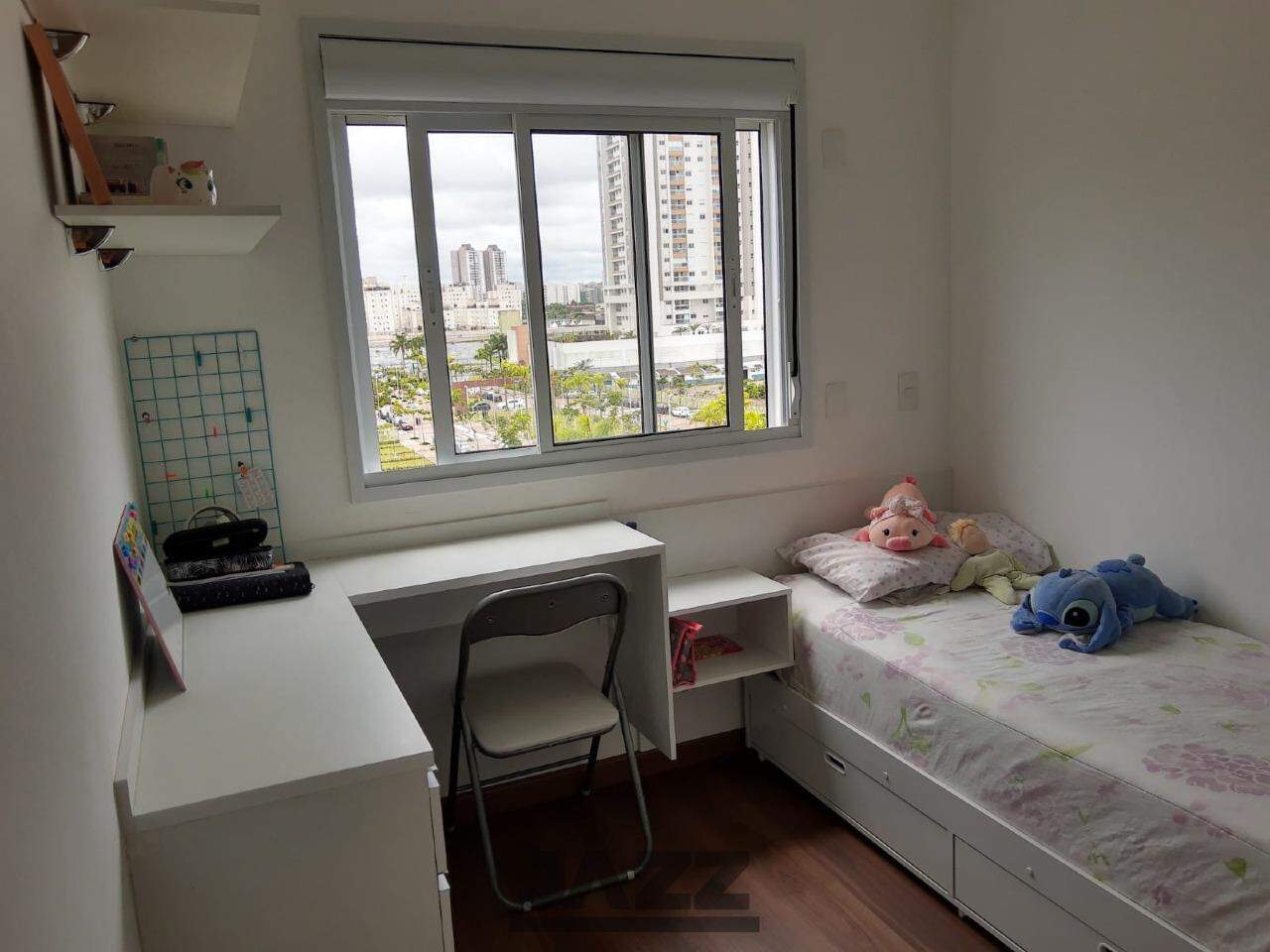 Apartamento à venda com 3 quartos, 125m² - Foto 17