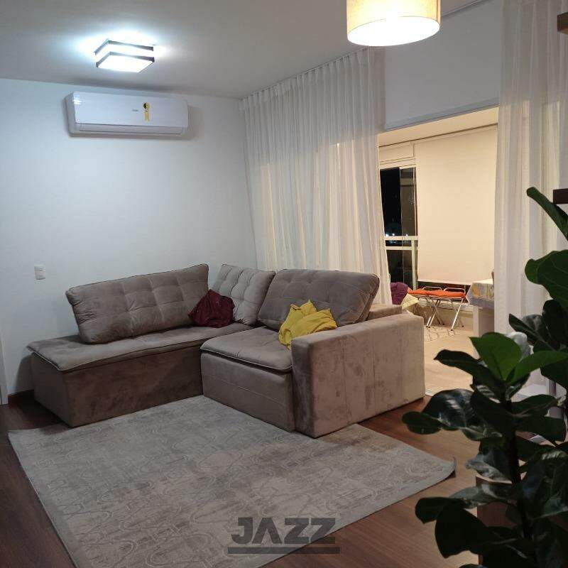 Apartamento à venda com 3 quartos, 125m² - Foto 1