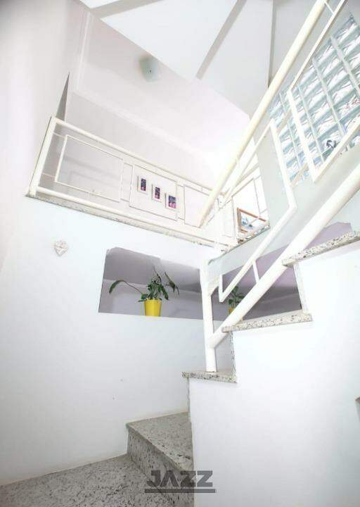 Casa de Condomínio à venda com 3 quartos, 250m² - Foto 10