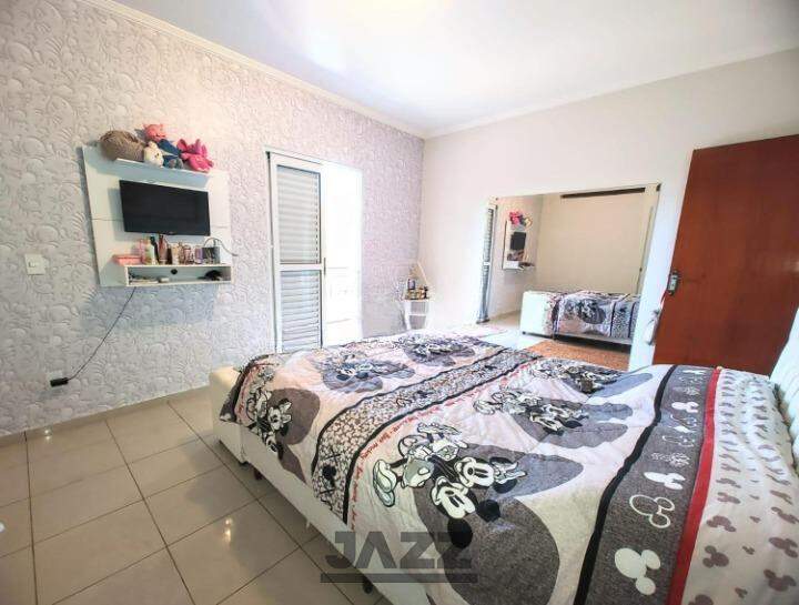 Casa de Condomínio à venda com 3 quartos, 250m² - Foto 18