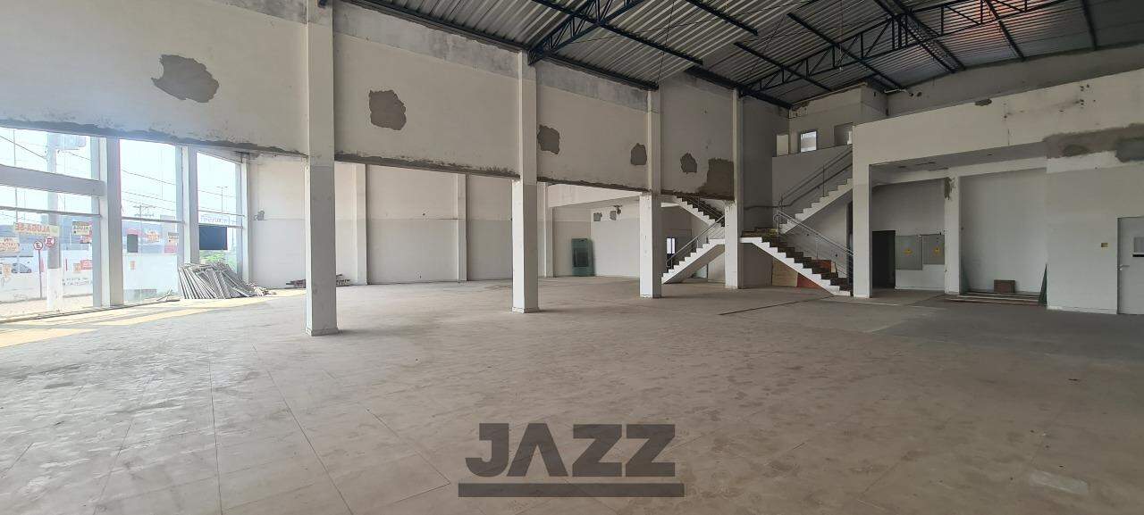 Prédio Inteiro para alugar, 900m² - Foto 23