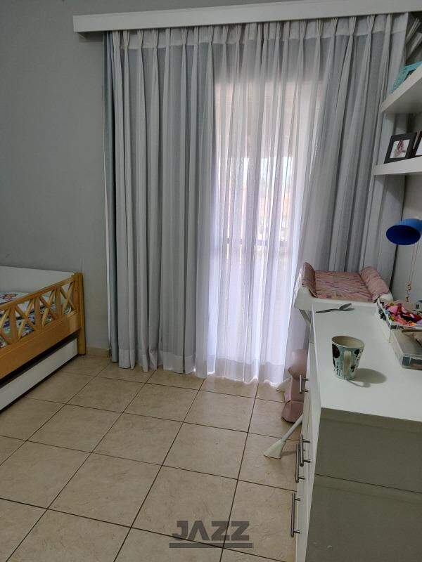 Casa à venda com 3 quartos, 230m² - Foto 11