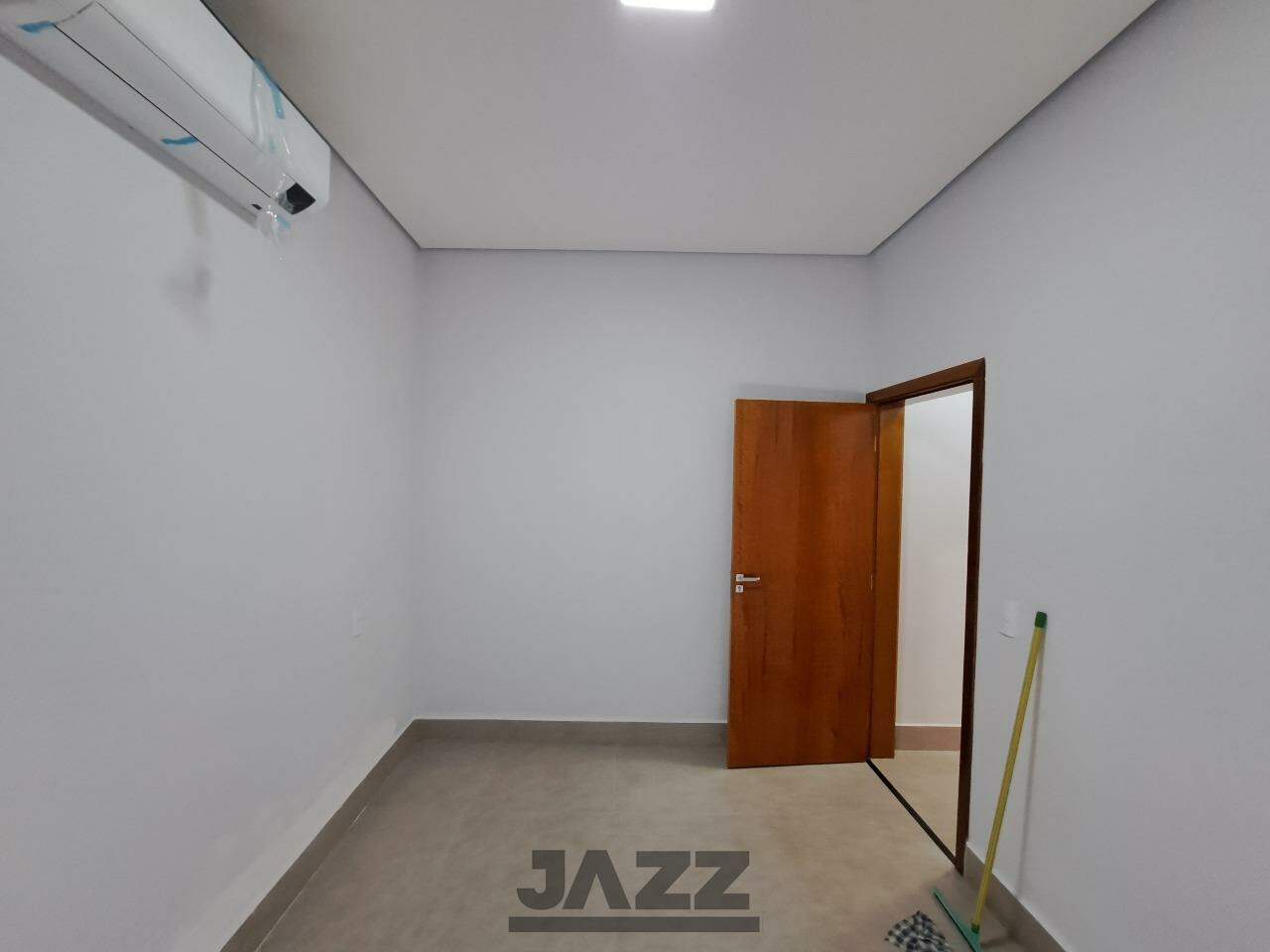 Casa de Condomínio para alugar com 4 quartos, 300m² - Foto 38