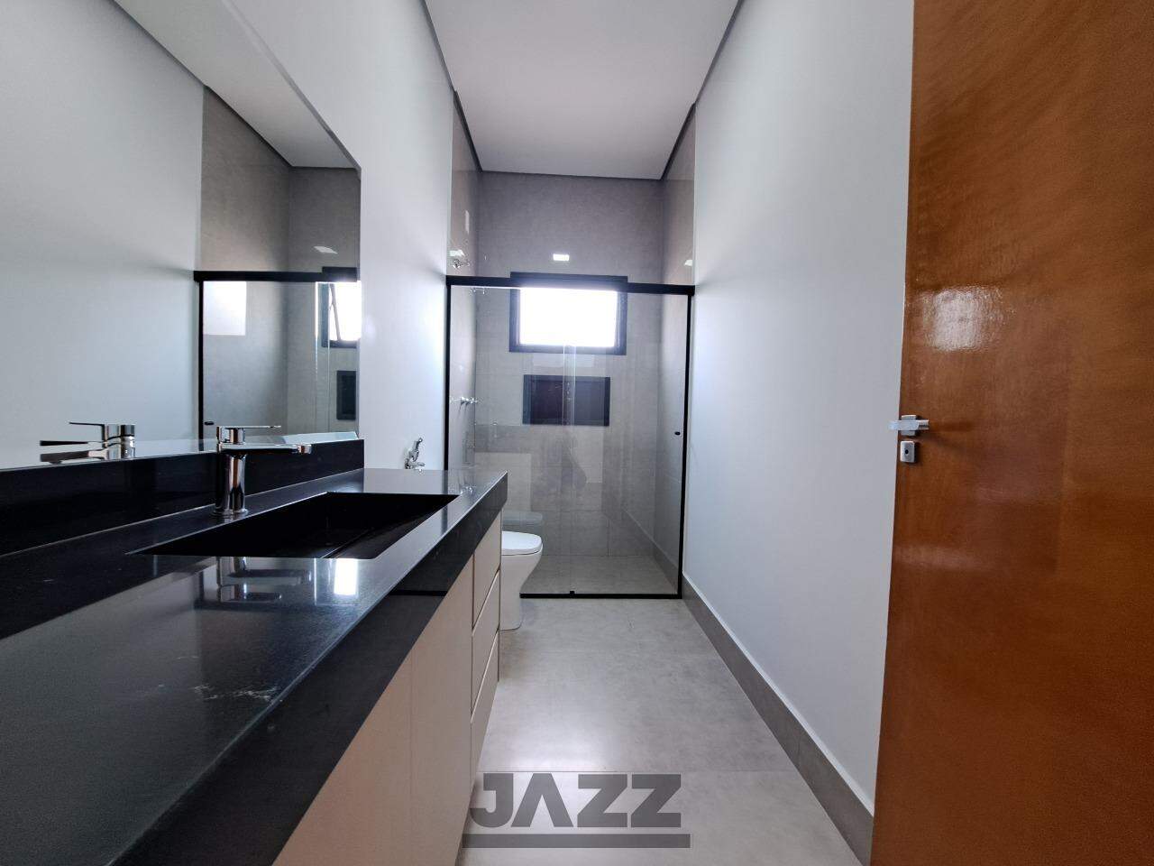 Casa de Condomínio para alugar com 4 quartos, 300m² - Foto 29