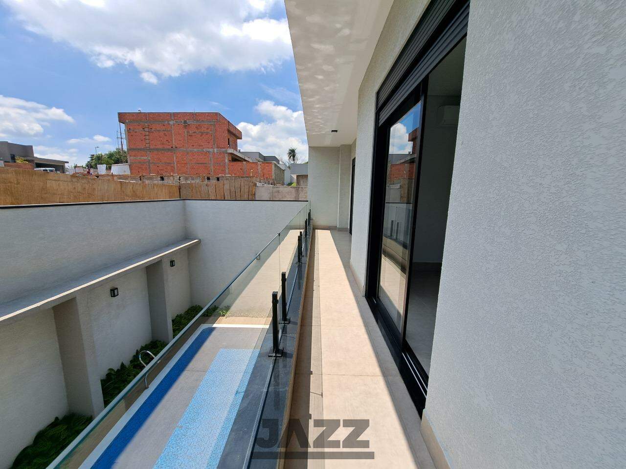 Casa de Condomínio para alugar com 4 quartos, 300m² - Foto 18