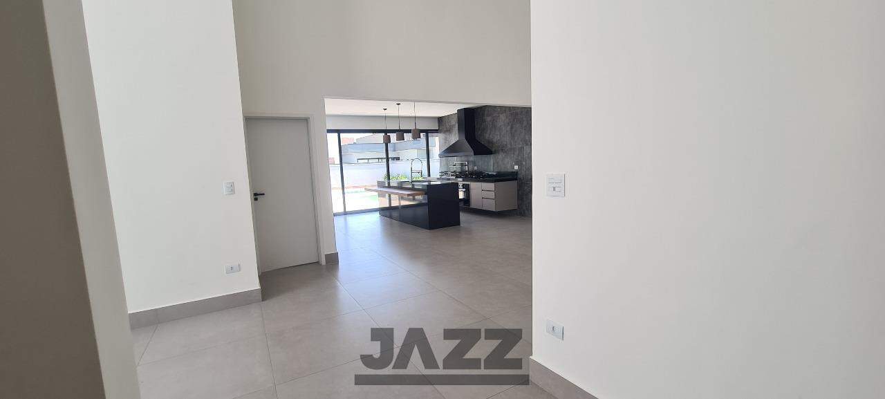 Casa de Condomínio à venda com 3 quartos, 228m² - Foto 4