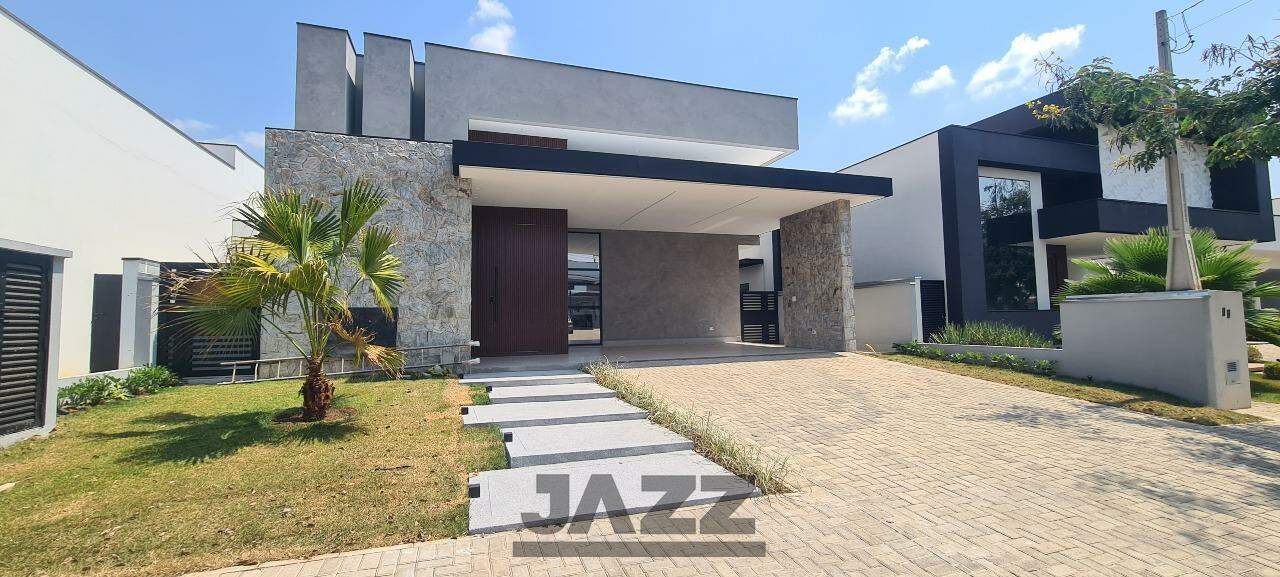 Casa de Condomínio à venda com 3 quartos, 228m² - Foto 2