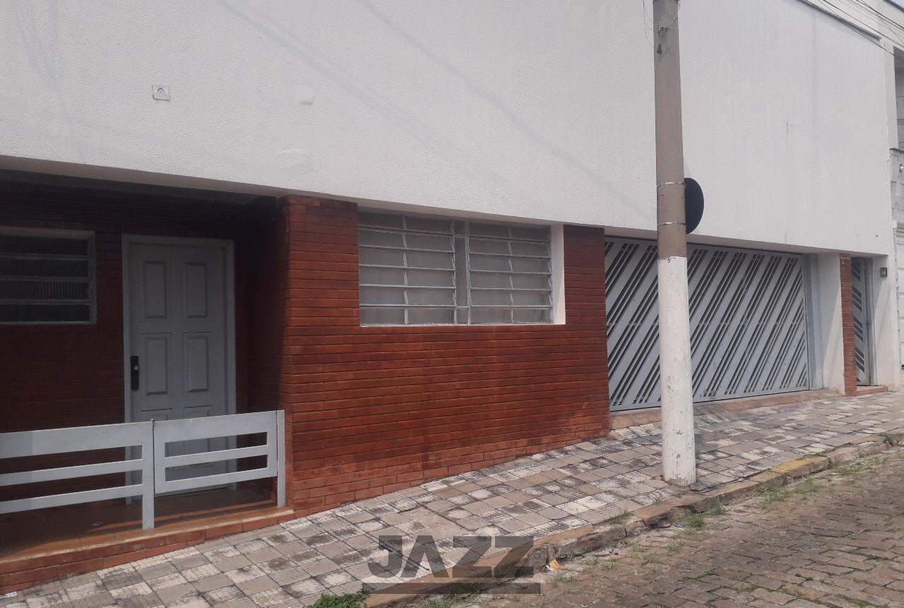 Casa à venda com 4 quartos, 177m² - Foto 2