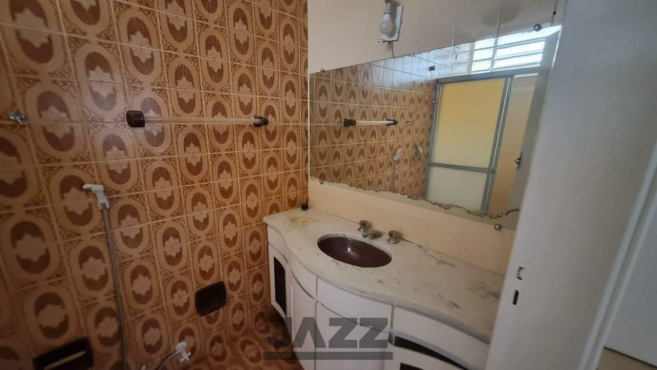 Casa à venda com 3 quartos, 239m² - Foto 15