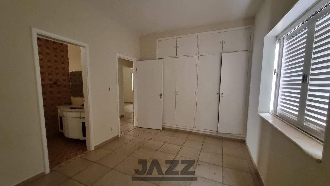 Casa à venda com 3 quartos, 239m² - Foto 21