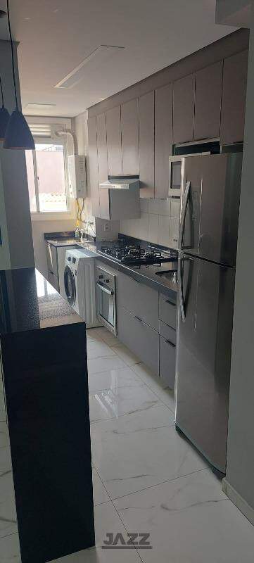 Apartamento para alugar com 2 quartos, 70m² - Foto 16