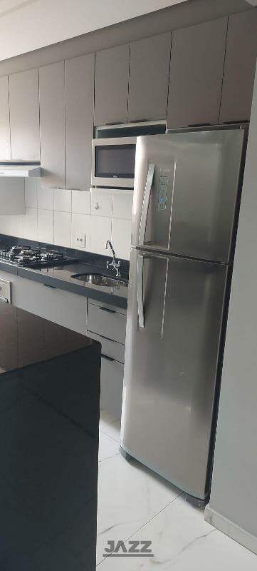 Apartamento para alugar com 2 quartos, 70m² - Foto 14