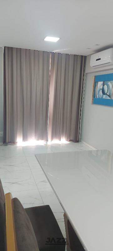 Apartamento para alugar com 2 quartos, 70m² - Foto 10