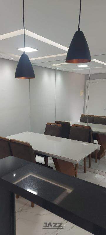 Apartamento para alugar com 2 quartos, 70m² - Foto 1