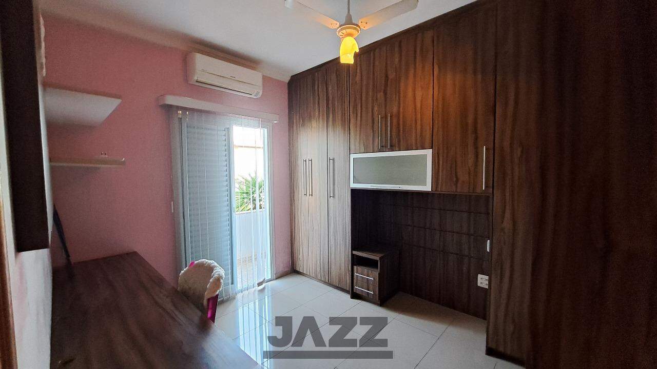 Casa de Condomínio para alugar com 4 quartos, 250m² - Foto 17