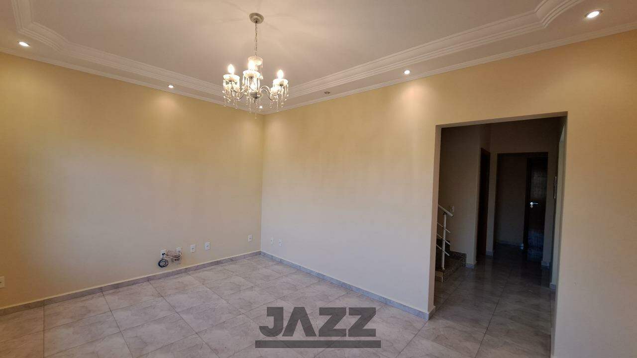 Casa de Condomínio para alugar com 4 quartos, 250m² - Foto 3