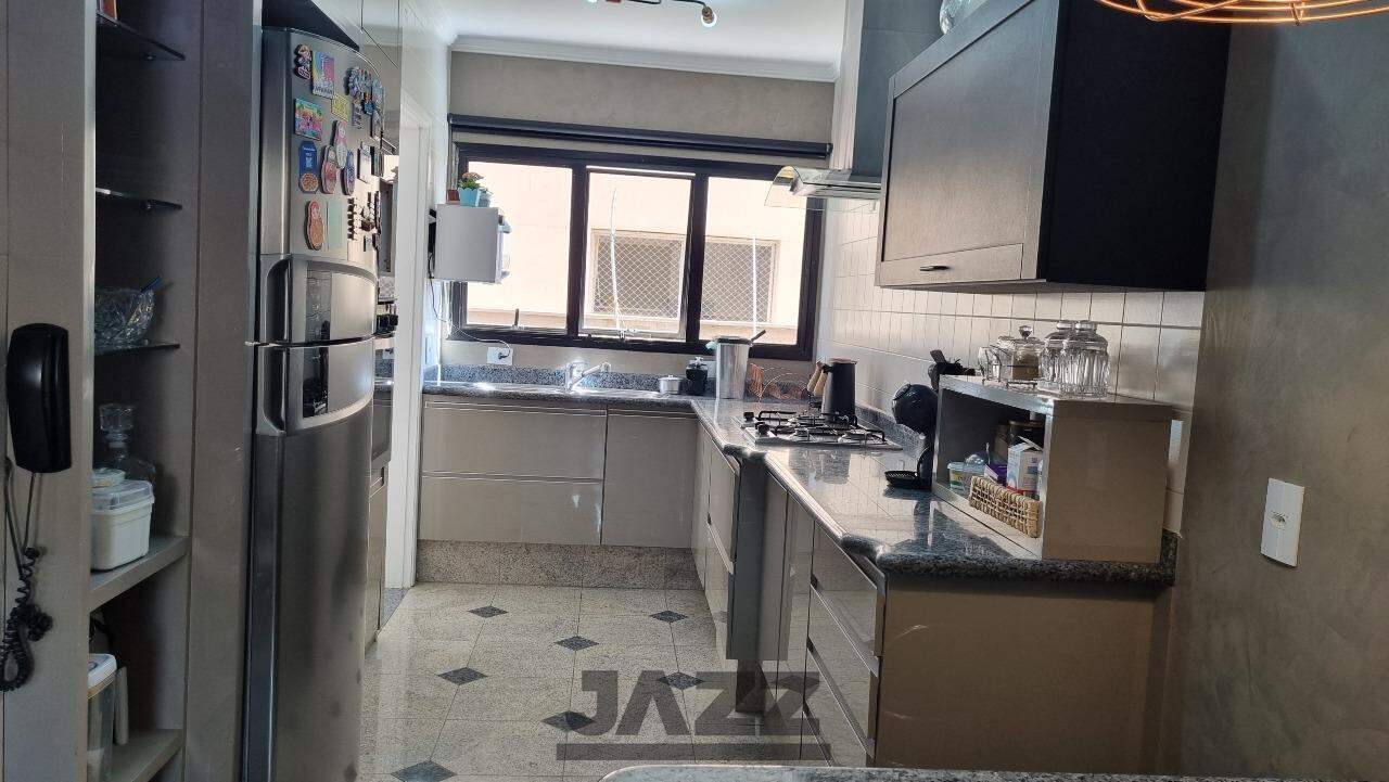 Apartamento à venda com 3 quartos, 171m² - Foto 23