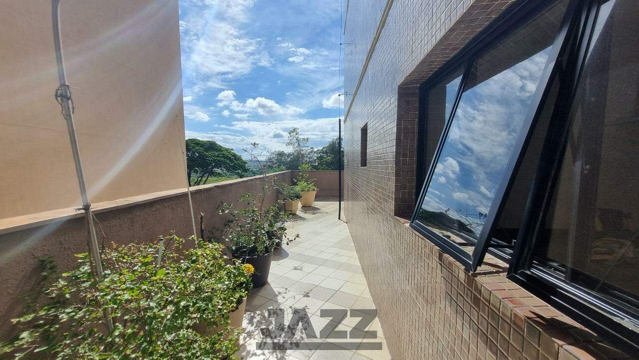 Apartamento à venda com 3 quartos, 171m² - Foto 6