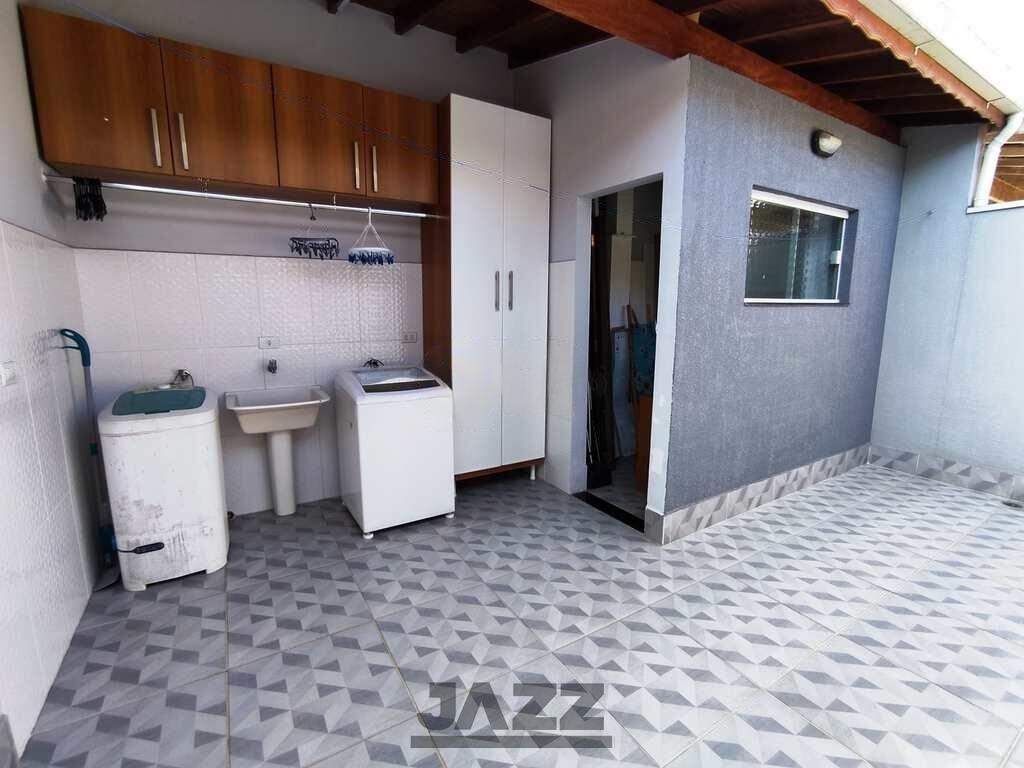 Casa à venda com 3 quartos, 210m² - Foto 19