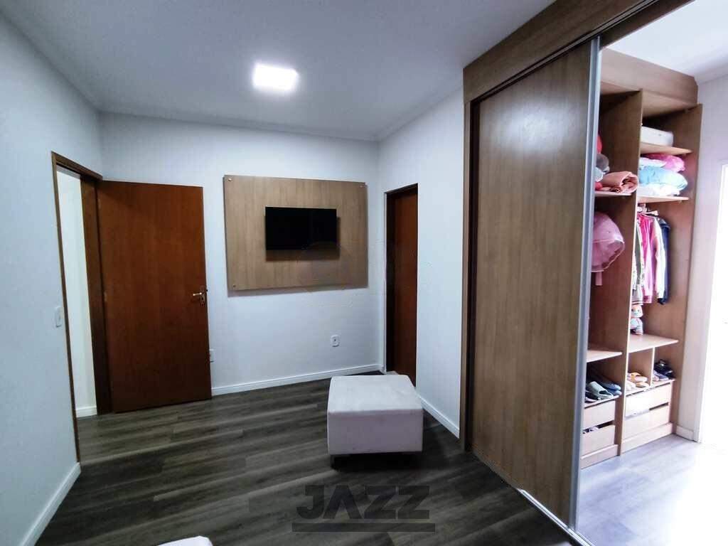 Casa à venda com 3 quartos, 210m² - Foto 14