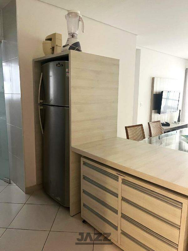 Apartamento à venda com 3 quartos, 93m² - Foto 6