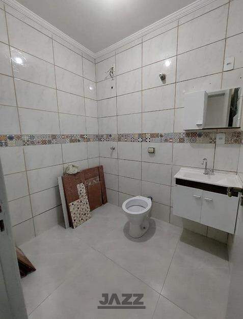 Casa à venda com 2 quartos, 70m² - Foto 9