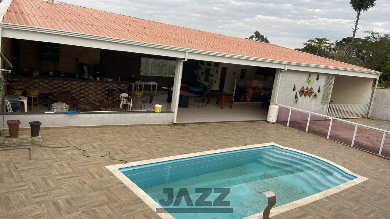 Fazenda à venda com 3 quartos, 190m² - Foto 2