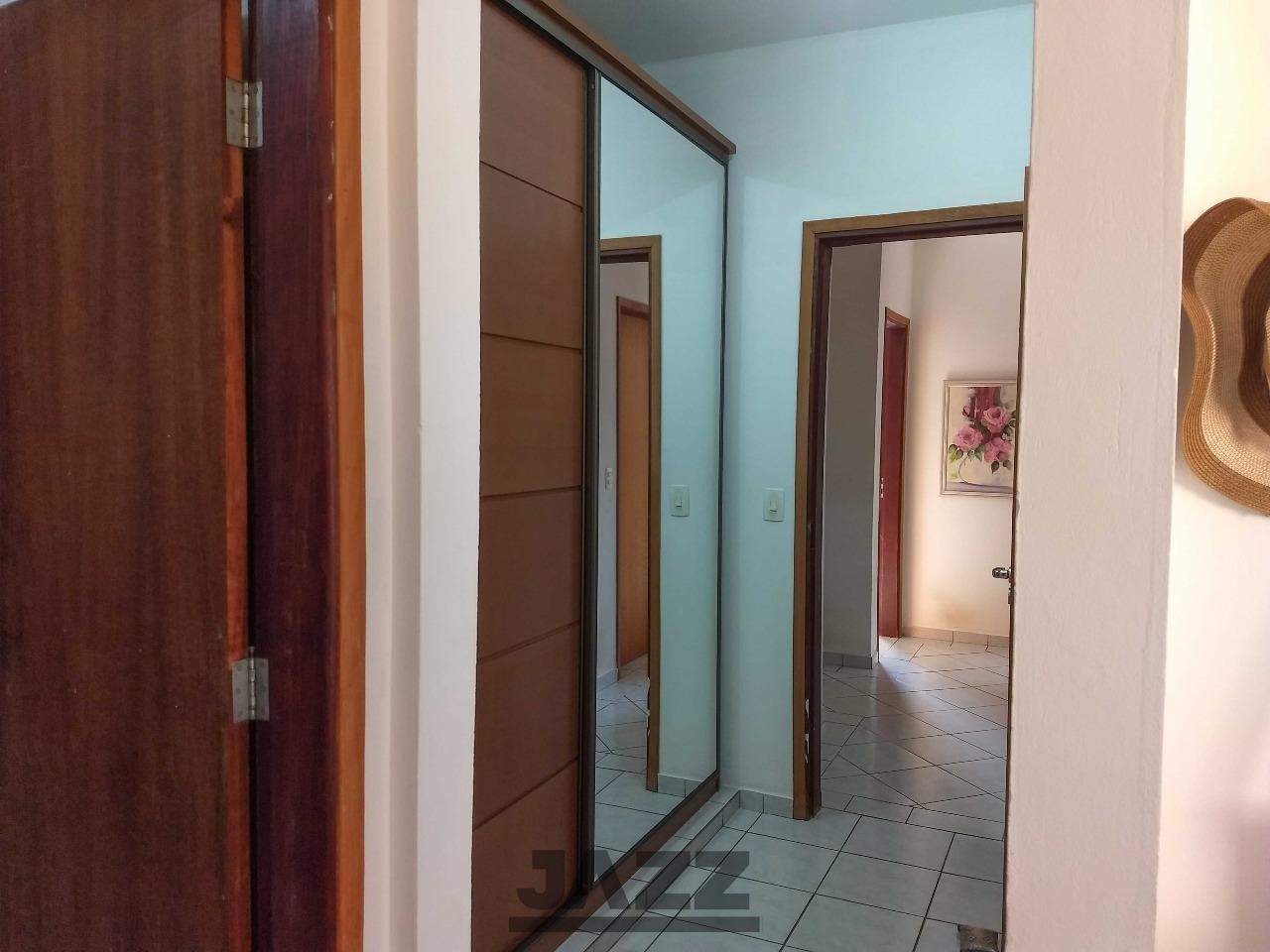 Casa à venda com 4 quartos, 202m² - Foto 27