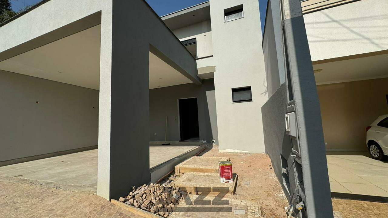 Casa de Condomínio à venda com 3 quartos, 196m² - Foto 4