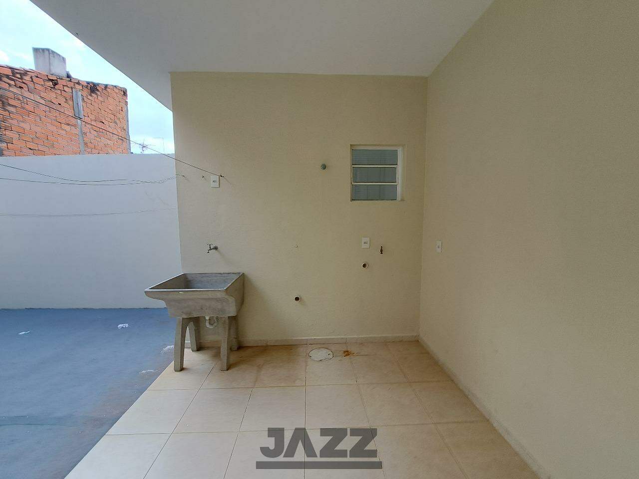 Casa à venda com 2 quartos, 65m² - Foto 13