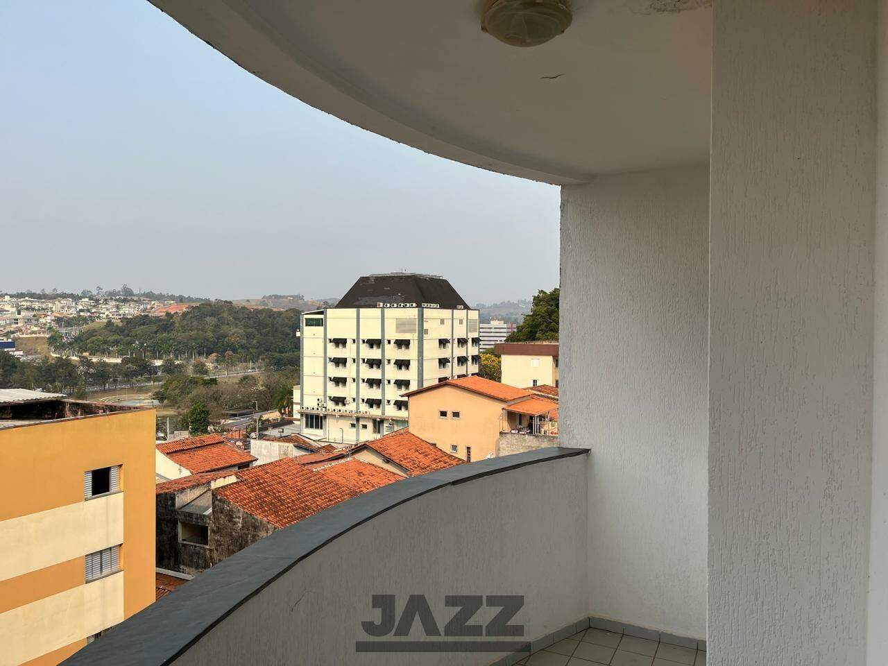 Apartamento à venda com 2 quartos, 68m² - Foto 9