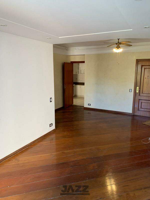 Apartamento à venda com 3 quartos, 116m² - Foto 9