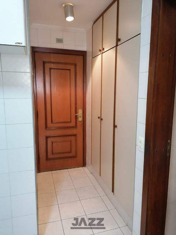 Apartamento à venda com 3 quartos, 116m² - Foto 3