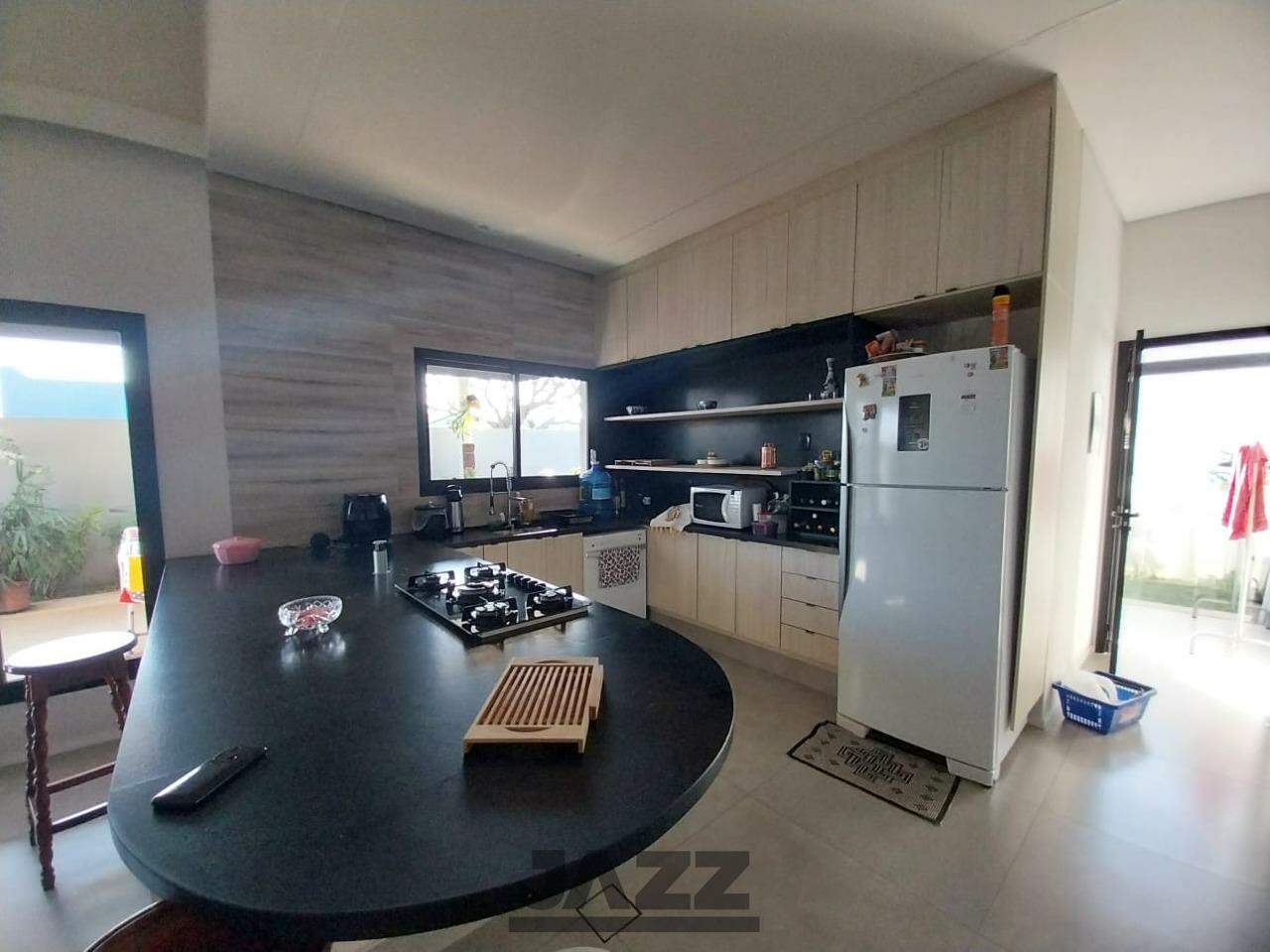 Casa à venda com 3 quartos, 122m² - Foto 11