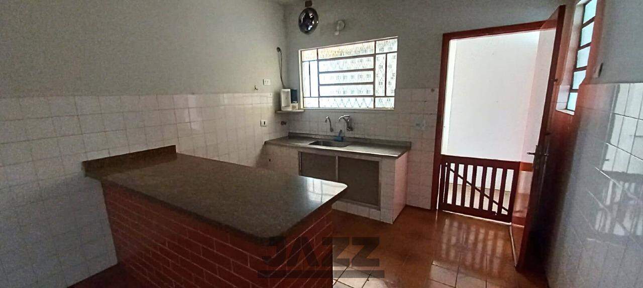 Casa para alugar com 3 quartos, 120m² - Foto 23