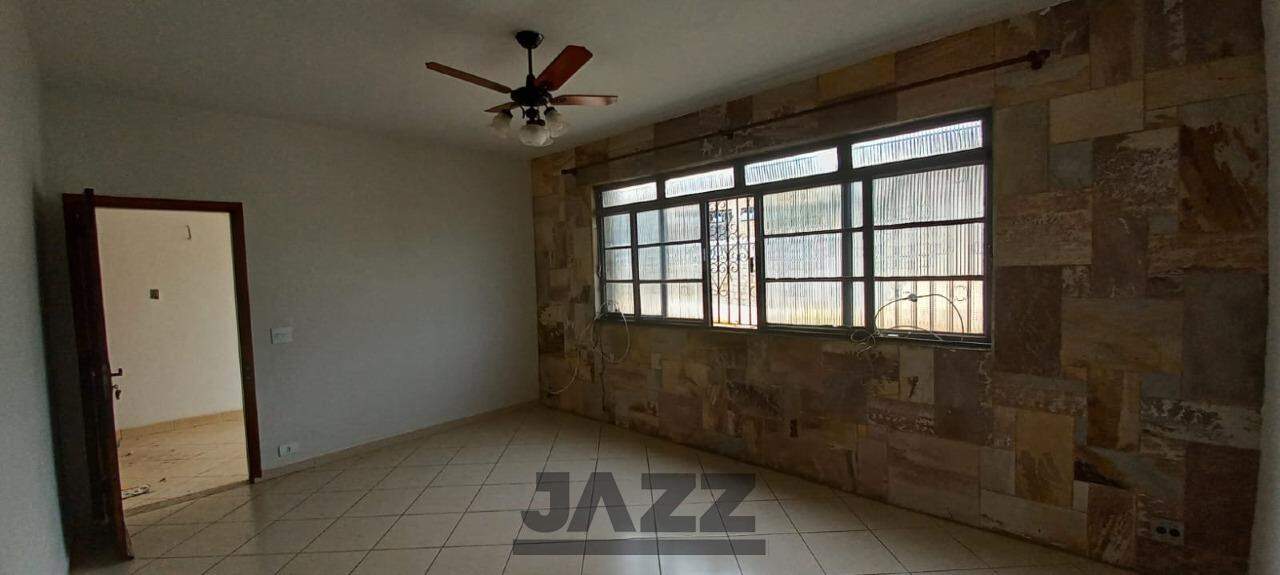 Casa para alugar com 3 quartos, 120m² - Foto 25