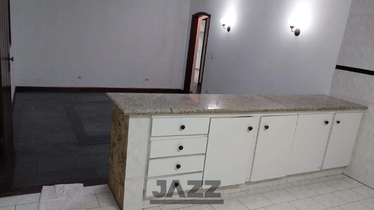 Casa à venda com 3 quartos, 210m² - Foto 12