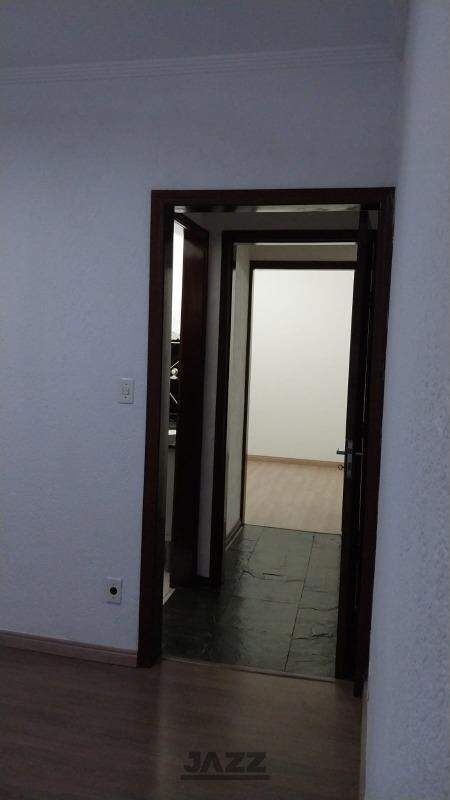 Casa à venda com 3 quartos, 210m² - Foto 5