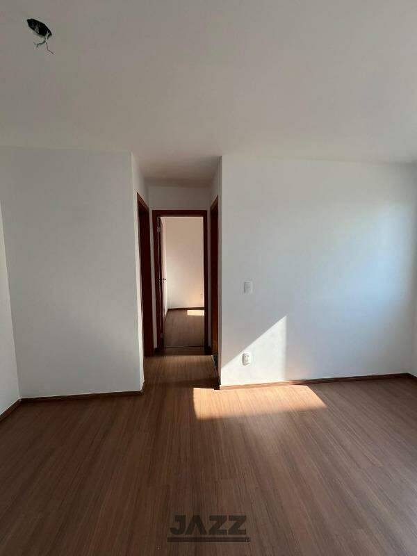 Apartamento para alugar com 2 quartos, 43m² - Foto 2