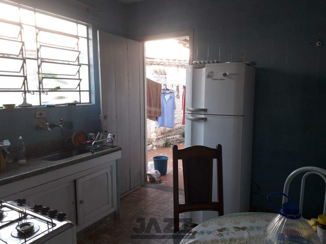 Casa à venda com 3 quartos, 200m² - Foto 10